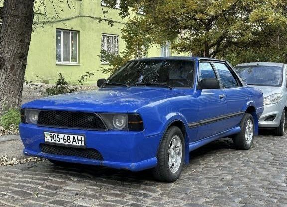 Синий Форд Таунус, объемом двигателя 1.7 л и пробегом 100 тыс. км за 1150 $, фото 1 на Automoto.ua