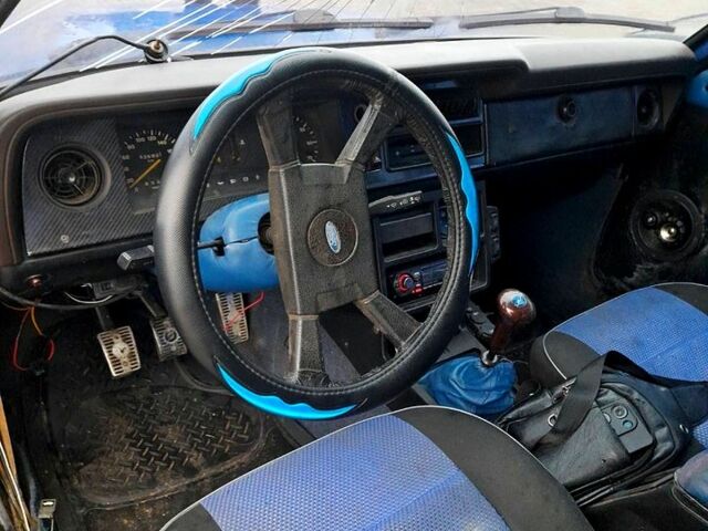 Синій Форд Таунус, об'ємом двигуна 2 л та пробігом 100 тис. км за 650 $, фото 1 на Automoto.ua