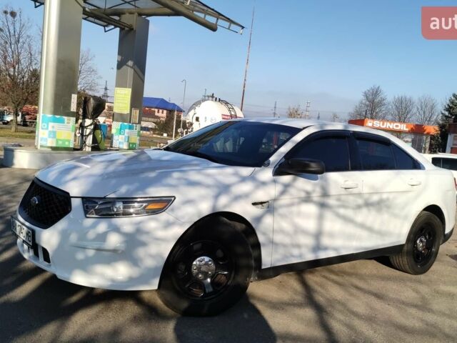 Білий Форд Taurus, об'ємом двигуна 3.5 л та пробігом 131 тис. км за 9990 $, фото 1 на Automoto.ua