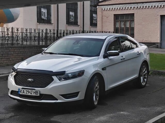 Білий Форд Taurus, об'ємом двигуна 3.5 л та пробігом 79 тис. км за 13200 $, фото 1 на Automoto.ua