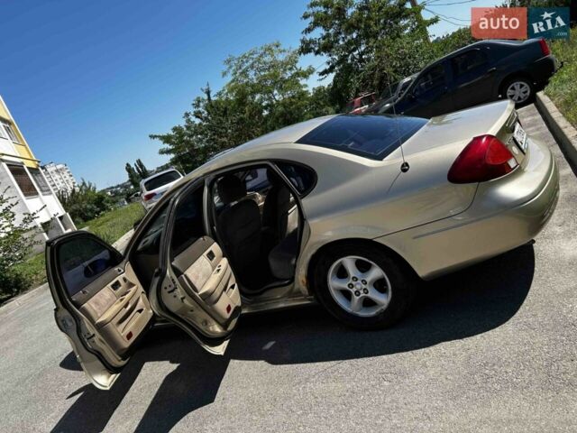 Бежевий Форд Taurus, об'ємом двигуна 3 л та пробігом 275 тис. км за 3399 $, фото 1 на Automoto.ua