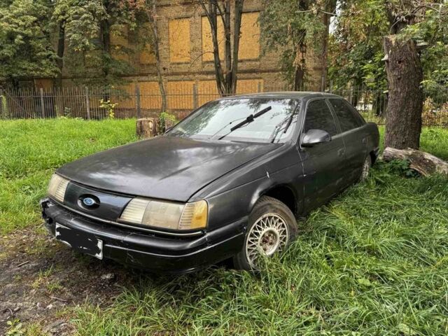 Чорний Форд Taurus, об'ємом двигуна 0 л та пробігом 300 тис. км за 650 $, фото 1 на Automoto.ua