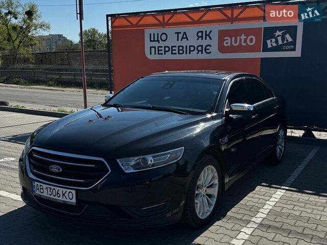 Черный Форд Таурус, объемом двигателя 3.5 л и пробегом 145 тыс. км за 10800 $, фото 1 на Automoto.ua