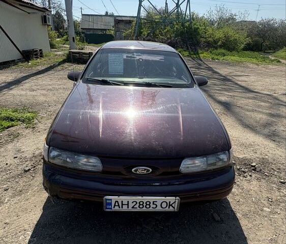 Красный Форд Таурус, объемом двигателя 3 л и пробегом 3 тыс. км за 1030 $, фото 1 на Automoto.ua