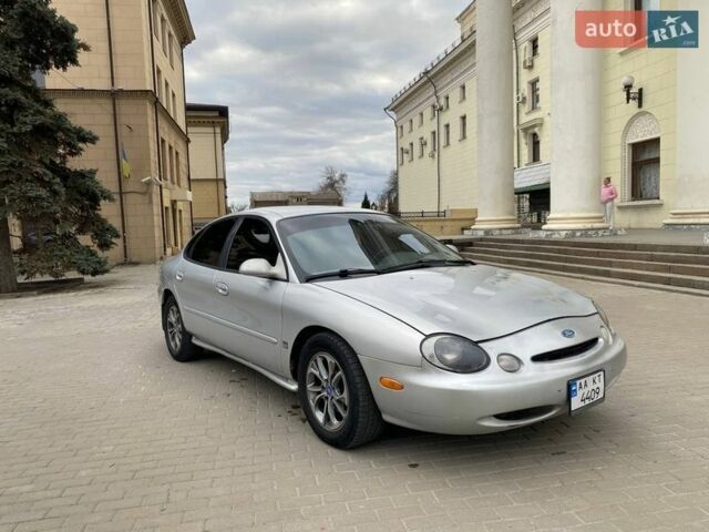 Сірий Форд Taurus, об'ємом двигуна 2.96 л та пробігом 250 тис. км за 1950 $, фото 1 на Automoto.ua
