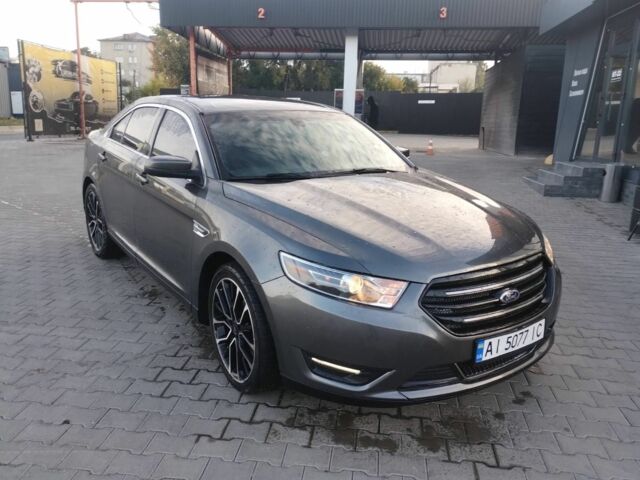 Серый Форд Таурус, объемом двигателя 3.5 л и пробегом 152 тыс. км за 10400 $, фото 1 на Automoto.ua