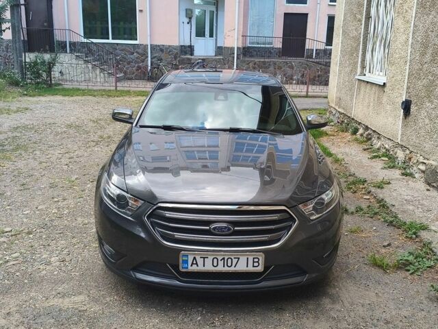 Сірий Форд Taurus, об'ємом двигуна 3.5 л та пробігом 91 тис. км за 14900 $, фото 1 на Automoto.ua