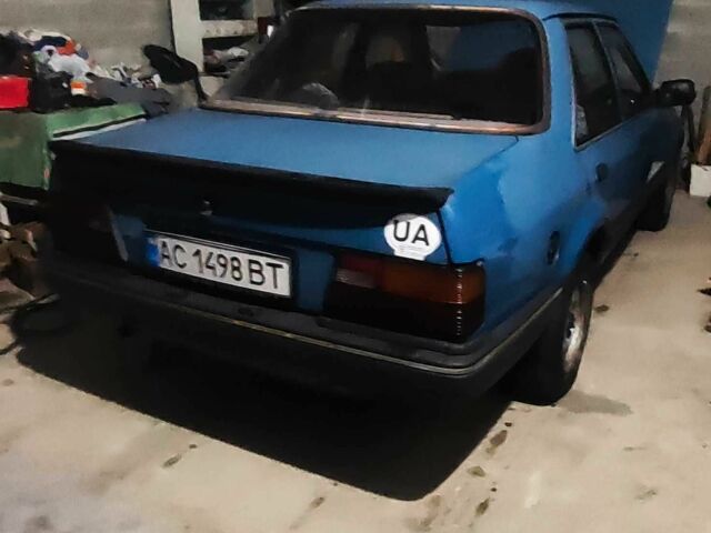 Синий Форд Тандерберд, объемом двигателя 10 л и пробегом 566 тыс. км за 420 $, фото 1 на Automoto.ua