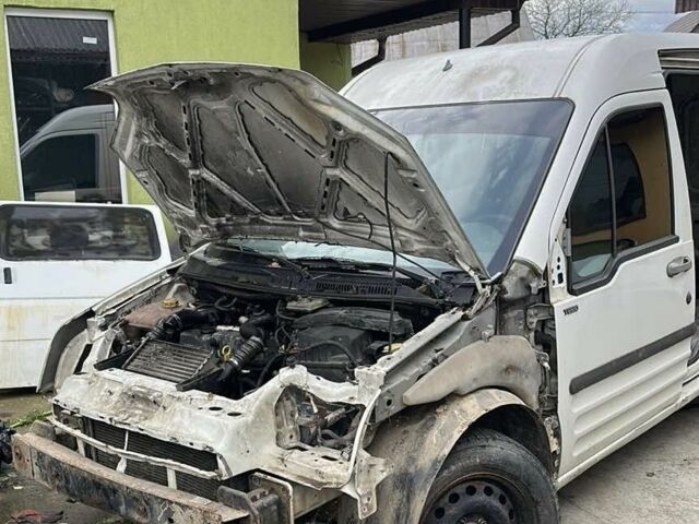 Білий Форд Турнео Коннект, об'ємом двигуна 1.8 л та пробігом 320 тис. км за 1000 $, фото 1 на Automoto.ua