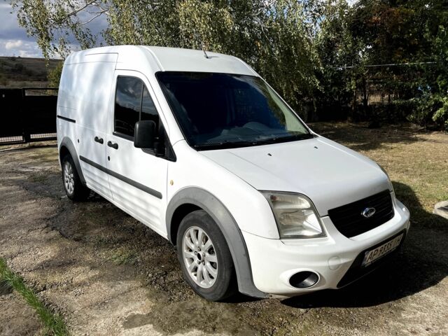 Форд Турнео Коннект 2013 у Запоріжжя на Automoto.ua Білий Форд Турнео Коннект, об'ємом двигуна 1.8 л та пробігом 314 тис. км за 5300 $, фото 1 на Automoto.ua