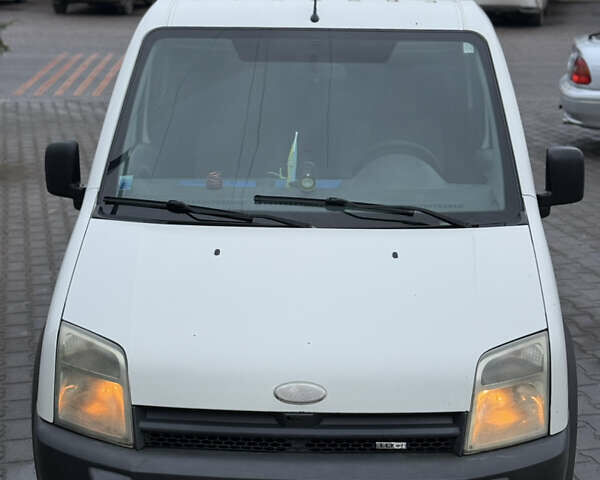 Белый Форд Турнео Коннект, объемом двигателя 1.75 л и пробегом 450 тыс. км за 4100 $, фото 1 на Automoto.ua