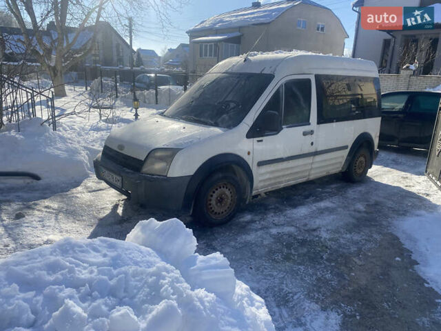 Белый Форд Турнео Коннект, объемом двигателя 1.8 л и пробегом 500 тыс. км за 1000 $, фото 1 на Automoto.ua