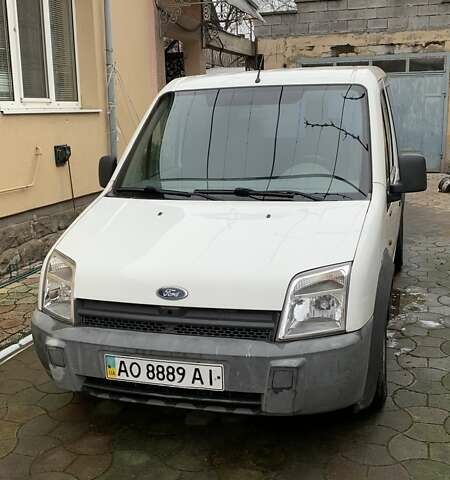 Белый Форд Турнео Коннект, объемом двигателя 1.8 л и пробегом 475 тыс. км за 3600 $, фото 1 на Automoto.ua