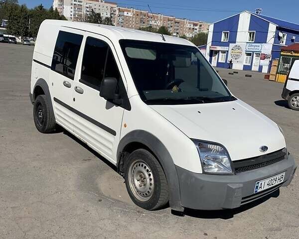 Білий Форд Турнео Коннект, об'ємом двигуна 1.8 л та пробігом 213 тис. км за 3999 $, фото 1 на Automoto.ua