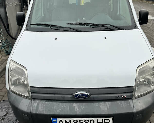 Білий Форд Турнео Коннект, об'ємом двигуна 1.75 л та пробігом 119 тис. км за 4700 $, фото 1 на Automoto.ua