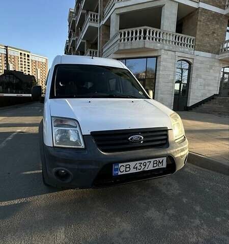 Белый Форд Турнео Коннект, объемом двигателя 1.8 л и пробегом 342 тыс. км за 4750 $, фото 1 на Automoto.ua