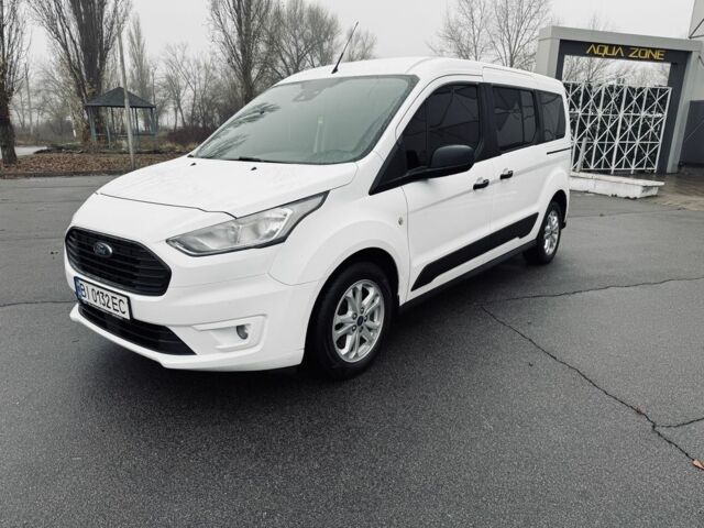 Білий Форд Турнео Коннект, об'ємом двигуна 1.5 л та пробігом 181 тис. км за 16900 $, фото 1 на Automoto.ua