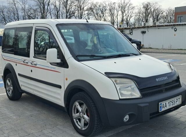 Білий Форд Турнео Коннект, об'ємом двигуна 1.8 л та пробігом 385 тис. км за 3500 $, фото 1 на Automoto.ua