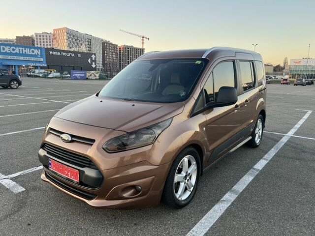 Коричневый Форд Турнео Коннект, объемом двигателя 1.6 л и пробегом 246 тыс. км за 11300 $, фото 1 на Automoto.ua