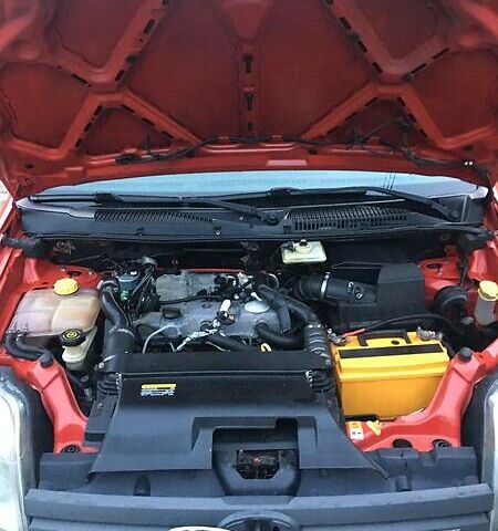 Червоний Форд Турнео Коннект пас., об'ємом двигуна 0 л та пробігом 1 тис. км за 6550 $, фото 1 на Automoto.ua