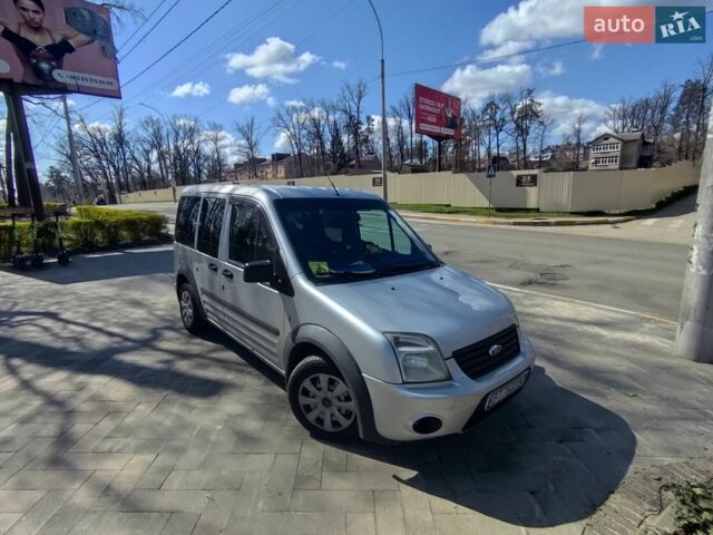 Сірий Форд Турнео Коннект, об'ємом двигуна 1.75 л та пробігом 260 тис. км за 5500 $, фото 1 на Automoto.ua