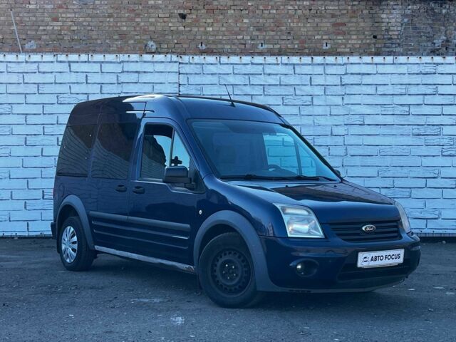 Синий Форд Турнео Коннект, объемом двигателя 1.8 л и пробегом 227 тыс. км за 8490 $, фото 1 на Automoto.ua