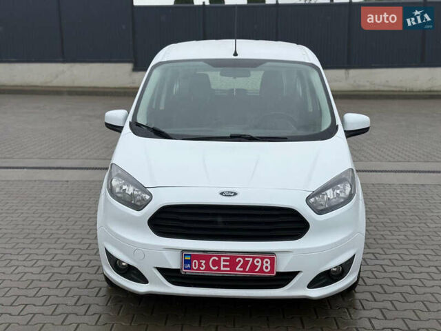 Белый Форд Tourneo Courier, объемом двигателя 1.5 л и пробегом 220 тыс. км за 8850 $, фото 1 на Automoto.ua