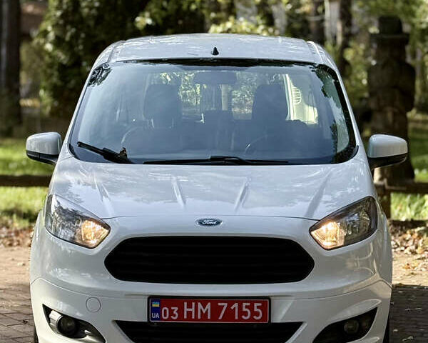 Форд Tourneo Courier 2017 в Луцке на Automoto.ua Белый Форд Tourneo Courier, объемом двигателя 1.5 л и пробегом 221 тыс. км за 9400 $, фото 1 на Automoto.ua