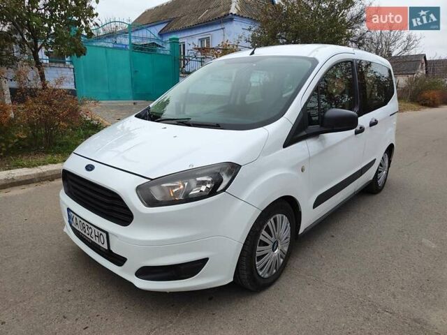 Форд Tourneo Courier, объемом двигателя 0 л и пробегом 170 тыс. км за 6500 $, фото 1 на Automoto.ua
