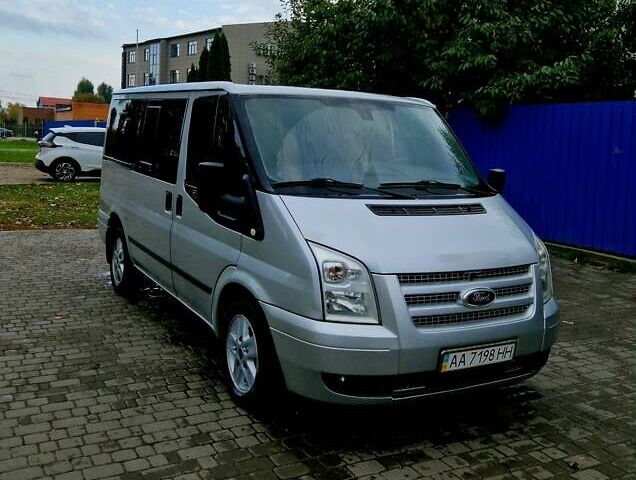 Форд Турнео Кастом 2012 в Броварах на Automoto.ua Серый Форд Турнео Кастом, объемом двигателя 2.2 л и пробегом 228 тыс. км за 12000 $, фото 1 на Automoto.ua