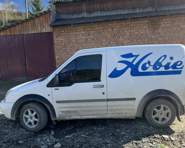Форд Транзит Коннект 2006 у Чернівцях на Automoto.ua Білий Форд Транзит Коннект, об'ємом двигуна 1.8 л та пробігом 470 тис. км за 2999 $, фото 1 на Automoto.ua