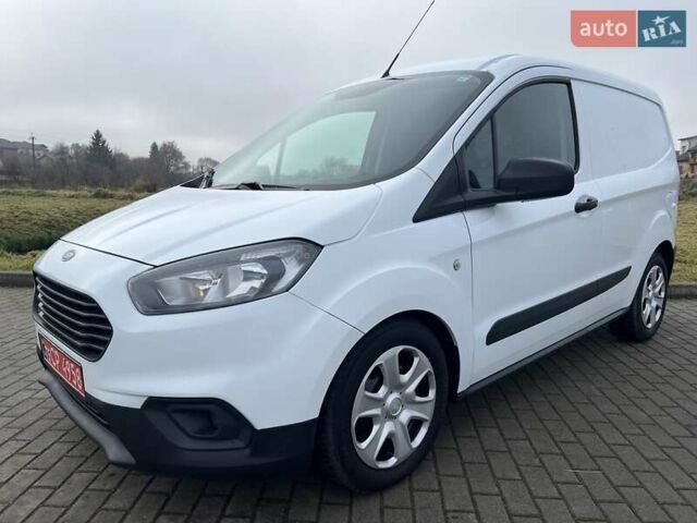 Белый Форд Транзит Коннект, объемом двигателя 0 л и пробегом 148 тыс. км за 9999 $, фото 1 на Automoto.ua