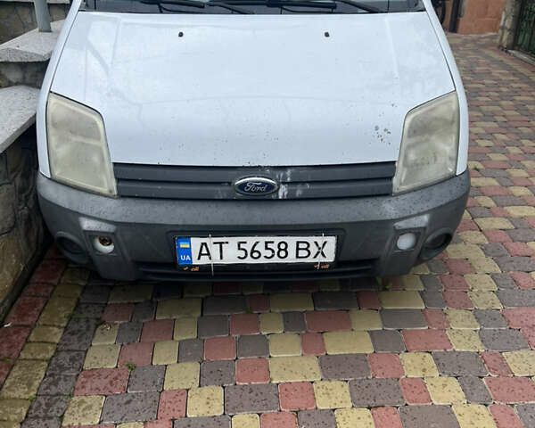 Белый Форд Транзит Коннект, объемом двигателя 1.75 л и пробегом 300 тыс. км за 2250 $, фото 1 на Automoto.ua
