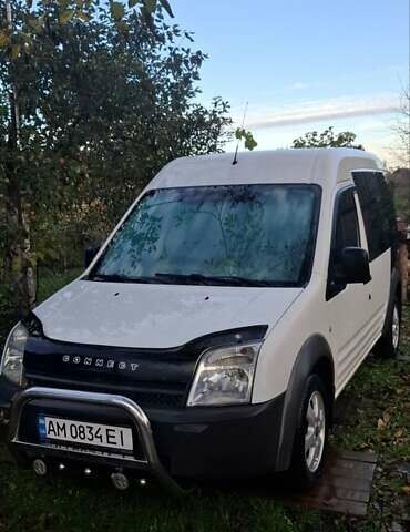 Белый Форд Транзит Коннект, объемом двигателя 1.75 л и пробегом 390 тыс. км за 4200 $, фото 1 на Automoto.ua