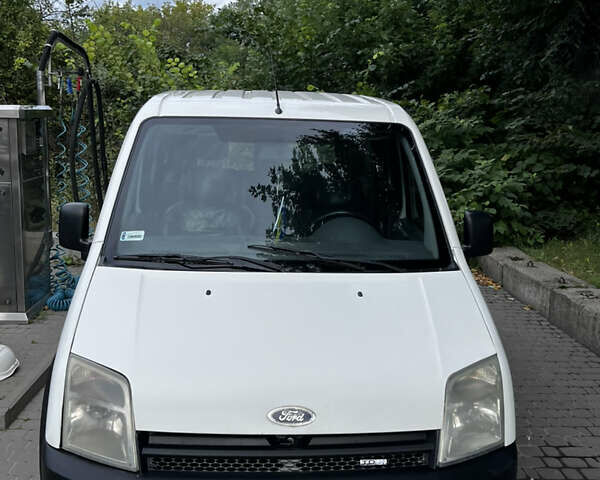 Білий Форд Транзит Коннект, об'ємом двигуна 1.8 л та пробігом 250 тис. км за 4400 $, фото 1 на Automoto.ua