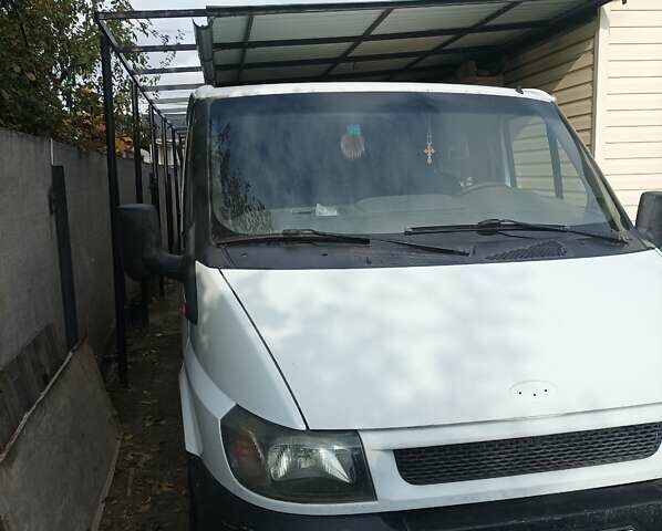 Белый Форд Транзит Коннект, объемом двигателя 2 л и пробегом 349 тыс. км за 4000 $, фото 1 на Automoto.ua