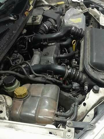 Форд Транзит Коннект 2003 в Сарнах на Automoto.ua Белый Форд Транзит Коннект, объемом двигателя 1.8 л и пробегом 300 тыс. км за 3650 $, фото 1 на Automoto.ua