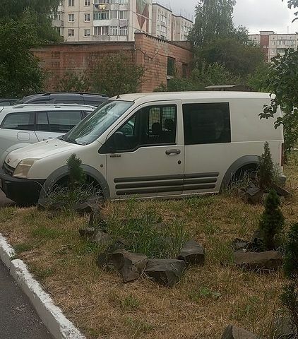Белый Форд Транзит Коннект, объемом двигателя 1.8 л и пробегом 293 тыс. км за 2700 $, фото 1 на Automoto.ua