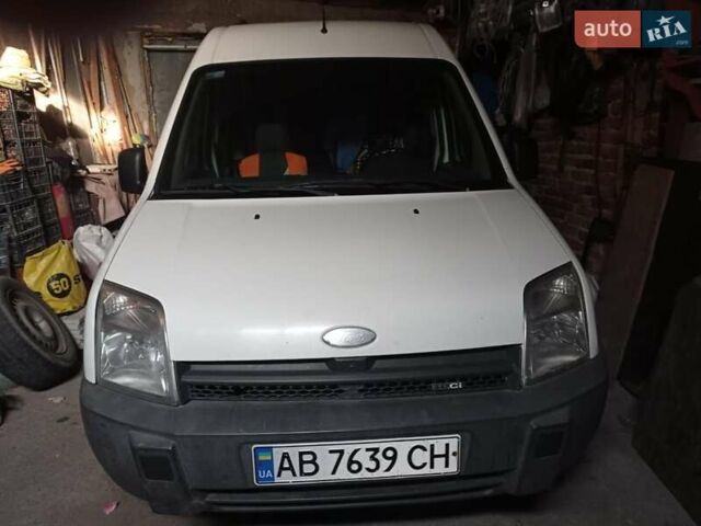 Белый Форд Транзит Коннект, объемом двигателя 1.8 л и пробегом 230 тыс. км за 5000 $, фото 1 на Automoto.ua