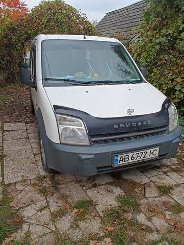 Белый Форд Транзит Коннект, объемом двигателя 1.8 л и пробегом 275 тыс. км за 4300 $, фото 1 на Automoto.ua