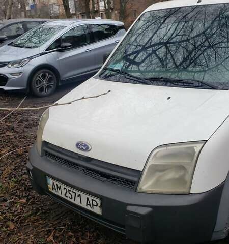 Белый Форд Транзит Коннект, объемом двигателя 1.8 л и пробегом 280 тыс. км за 4850 $, фото 1 на Automoto.ua