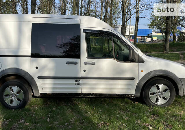 Білий Форд Транзит Коннект, об'ємом двигуна 1.8 л та пробігом 324 тис. км за 2700 $, фото 1 на Automoto.ua