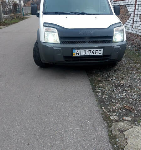 Белый Форд Транзит Коннект, объемом двигателя 1.8 л и пробегом 393 тыс. км за 4700 $, фото 1 на Automoto.ua