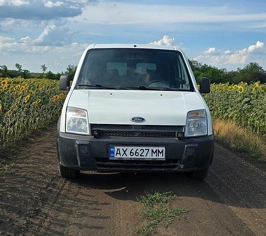 Білий Форд Транзит Коннект, об'ємом двигуна 1.8 л та пробігом 590 тис. км за 5200 $, фото 1 на Automoto.ua