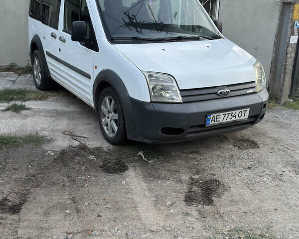 Білий Форд Транзит Коннект, об'ємом двигуна 1.75 л та пробігом 372 тис. км за 4200 $, фото 1 на Automoto.ua