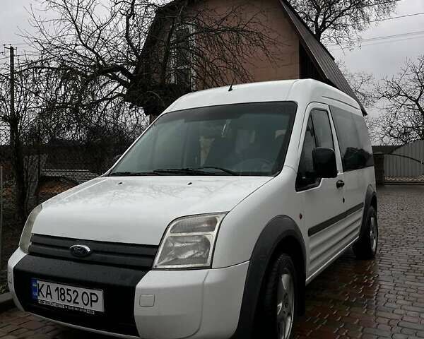 Білий Форд Транзит Коннект, об'ємом двигуна 1.8 л та пробігом 350 тис. км за 4700 $, фото 1 на Automoto.ua
