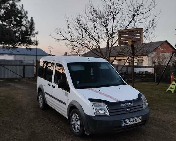 Білий Форд Транзит Коннект, об'ємом двигуна 1.8 л та пробігом 271 тис. км за 6000 $, фото 1 на Automoto.ua