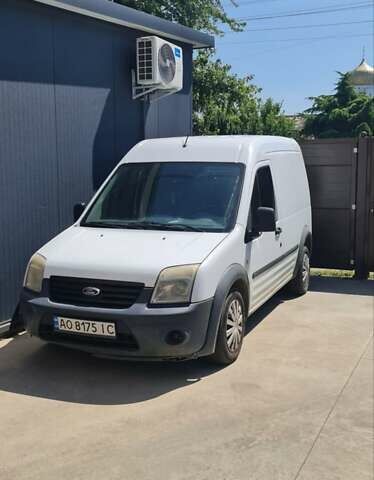 Белый Форд Транзит Коннект, объемом двигателя 1.8 л и пробегом 350 тыс. км за 5000 $, фото 1 на Automoto.ua