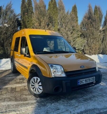 Желтый Форд Транзит Коннект, объемом двигателя 1.75 л и пробегом 258 тыс. км за 3800 $, фото 1 на Automoto.ua