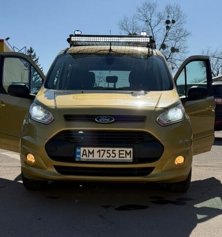 Желтый Форд Транзит Коннект, объемом двигателя 2.5 л и пробегом 228 тыс. км за 12000 $, фото 1 на Automoto.ua